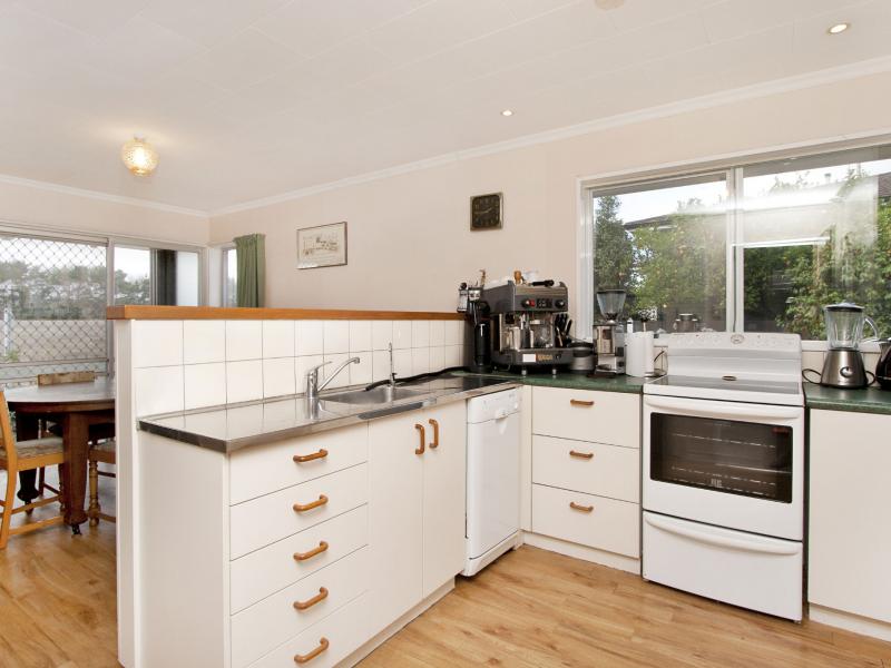 23A Dittmer Drive, Awapuni, Palmerston North - Carousel 2