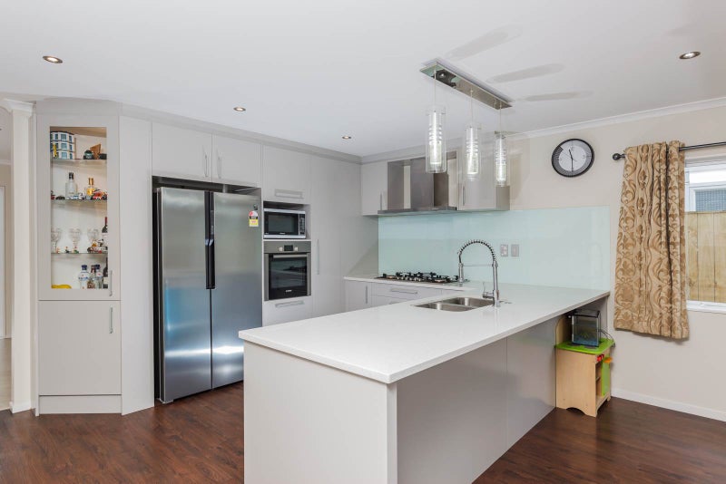 140Q Hepburn Road, Glendene, Auckland - Carousel 2