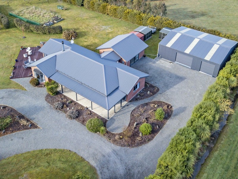 11 Piako Drive, Darfield, Darfield - Carousel 1