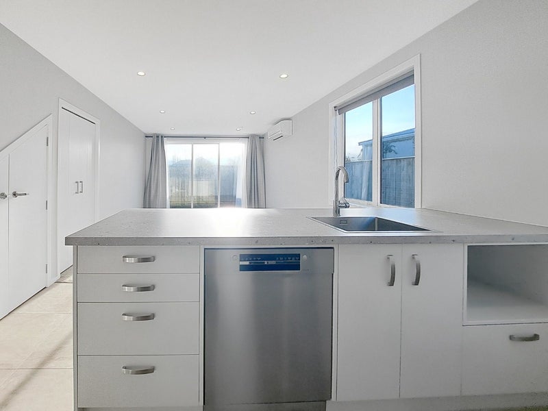 11/41 Main Road, Wainuiomata, Lower Hutt - Carousel 2
