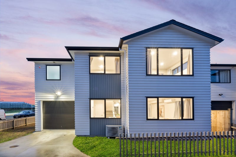 2/5 Scott Road, Hobsonville, Auckland - Carousel 1
