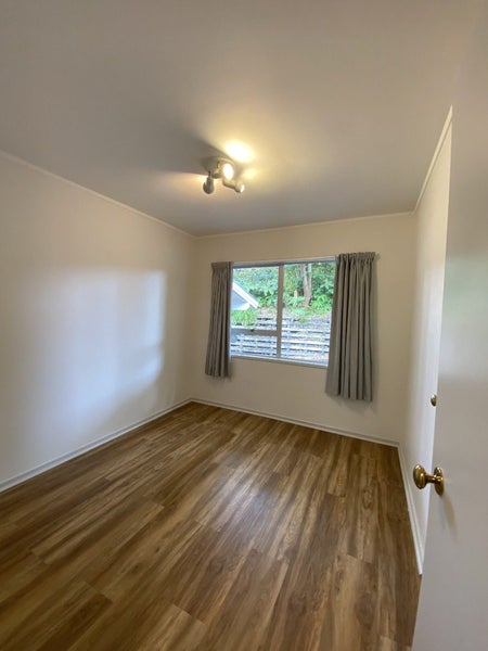 1040 East Coast Road, Fairview Heights, Auckland - Carousel 9