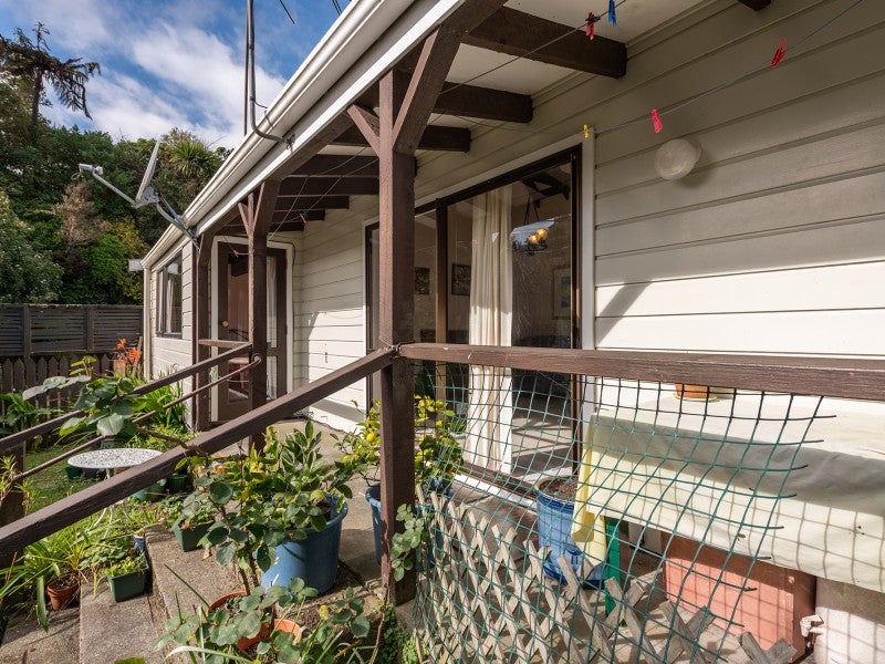 35A Duthie Street, Karori, Wellington - Carousel 2