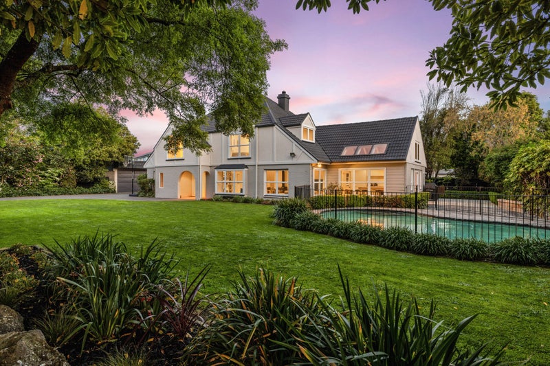 3 Ashdale Lane, Strowan, Christchurch - Carousel 1