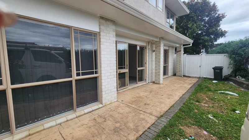 22A Westview Court, Somerville, Manukau City, Auckland - Carousel 1