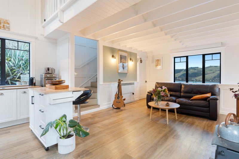 2 Waireka Street, Ravensbourne, Dunedin - Carousel 2