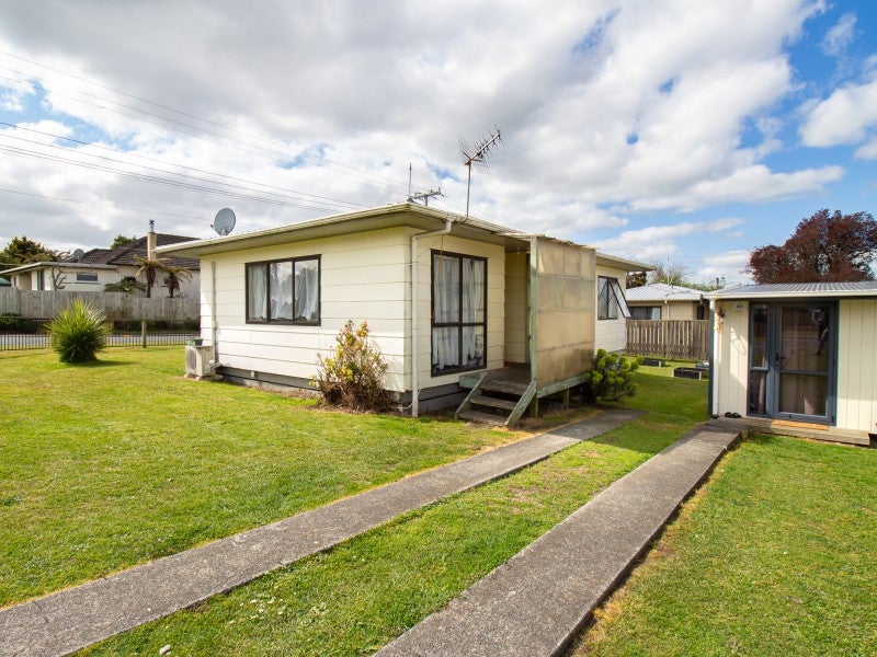 25 Huratai Street, Koutu, Rotorua - Carousel 1