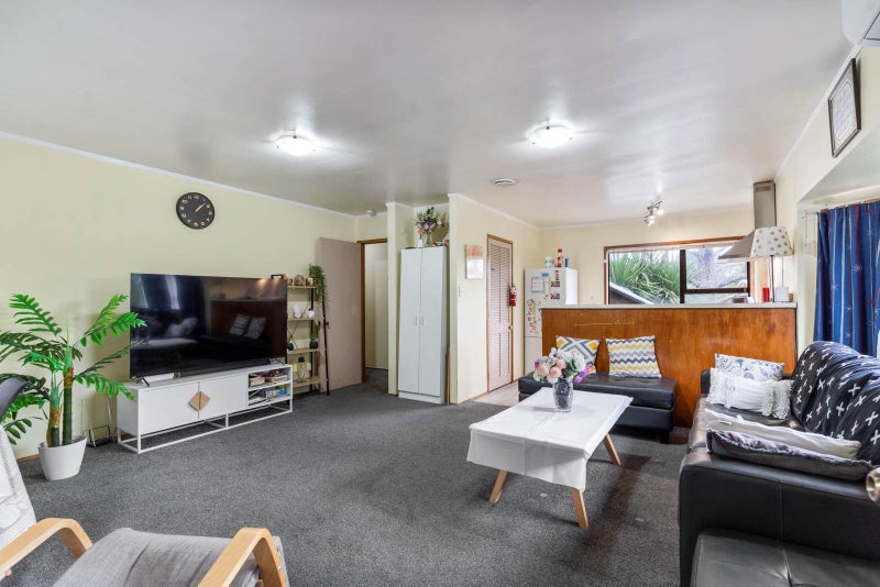 4/20 Reid Road, New Lynn, Auckland - Carousel 14