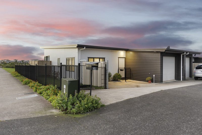 31 Tuuhura Road, Pukekohe, Pukekohe - Carousel 1