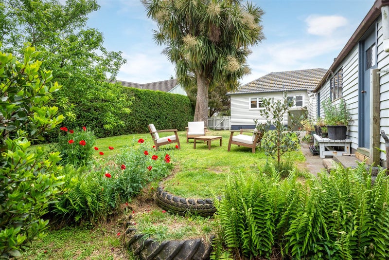 8 Kitchener Place, Opawa, Christchurch - Carousel 1