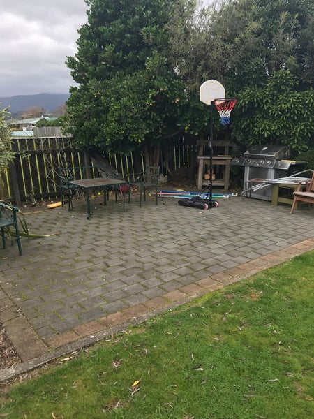 8 Whitley Avenue, Ebdentown, Upper Hutt - Carousel 3