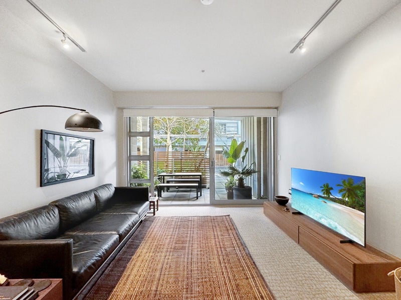 S103/28 Torrens Terrace, Mount Cook, Wellington - Carousel 2
