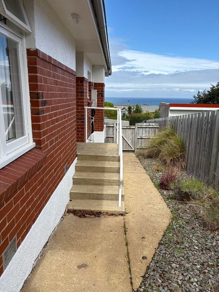 15 Seaview Terrace, Kew, Dunedin - Carousel 2