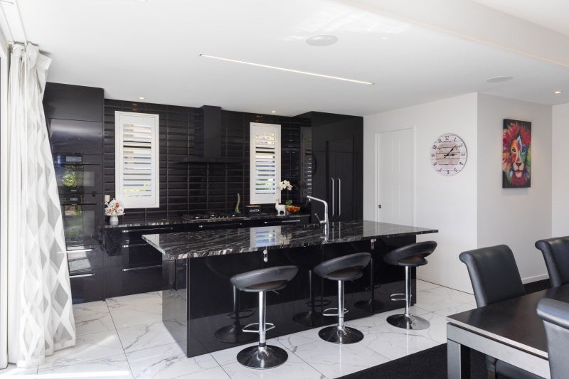 38 Glen Oaks Drive, Northwood, Christchurch - Carousel 2