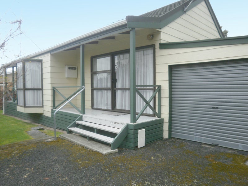 124A Old Farm Road, Hamilton East, Hamilton - Carousel 1