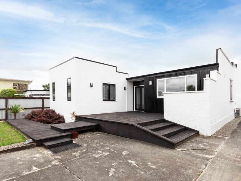 23 Guy Avenue, Takaro, Palmerston North - Carousel 1