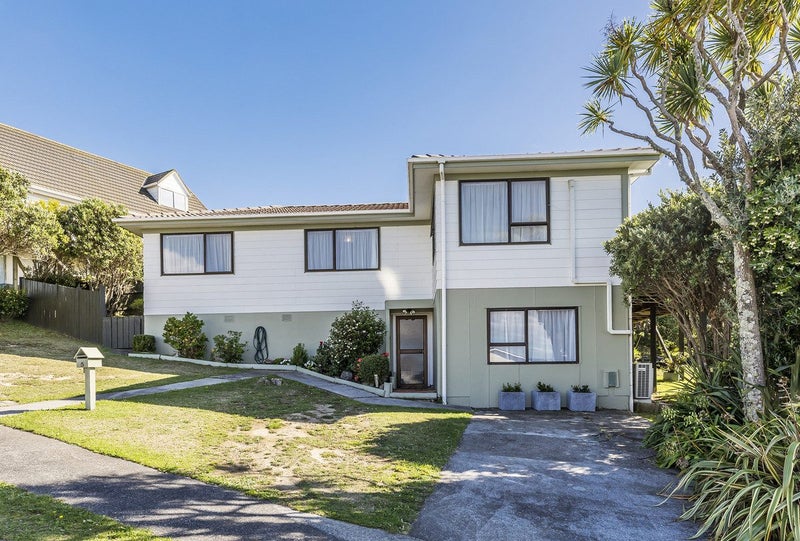5 Tikati View, Titahi Bay, Porirua - Carousel 1