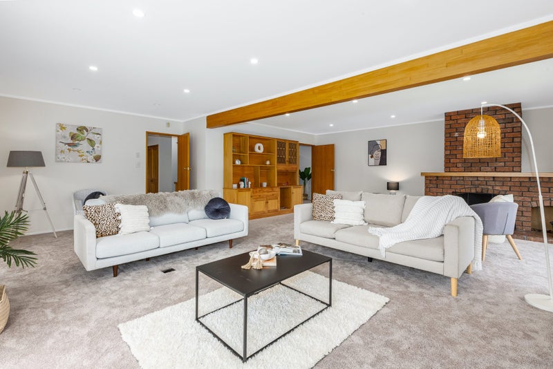 20 Exploration Way, Whitby, Porirua - Carousel 2