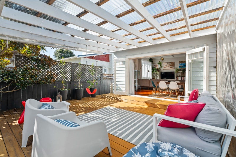8 Epworth Avenue, Royal Oak, Auckland - Carousel 2