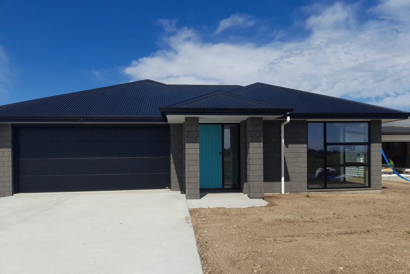 26 Raupo Crescent, Wharewaka, Taupo - Carousel 1