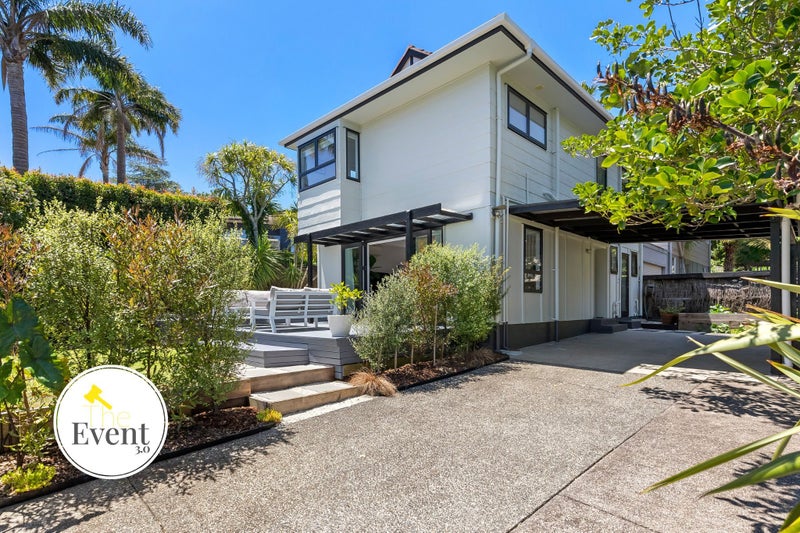 1/2 Telstar Place, Beach Haven, Auckland - Carousel 1