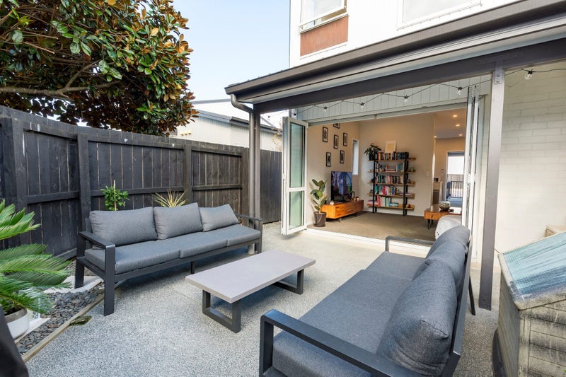 8 Vui Talitu Way, Glen Innes, Auckland - Carousel 2