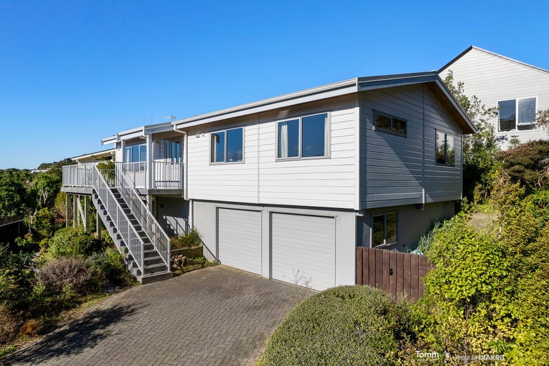 91 Allington Road, Karori, Wellington - Carousel 1