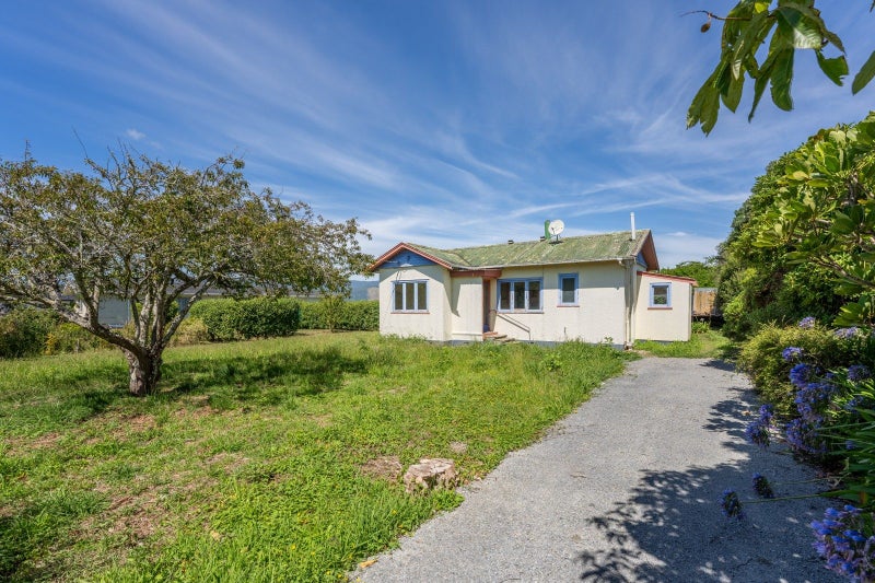 229 Rangiuru Road, Otaki - Carousel 1