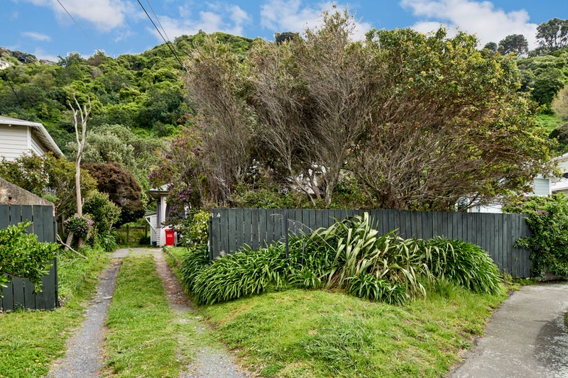 184 Sutherland Road, Lyall Bay, Wellington - Carousel 2