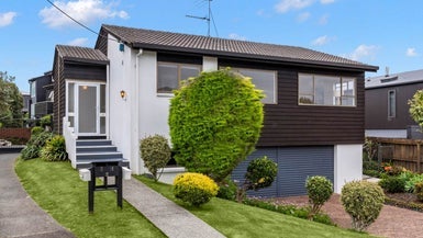 1/2 Park Avenue, Takapuna, Auckland - Carousel 1