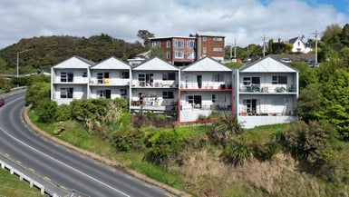 4/84 Warrender Street, North Dunedin, Dunedin - Carousel 1