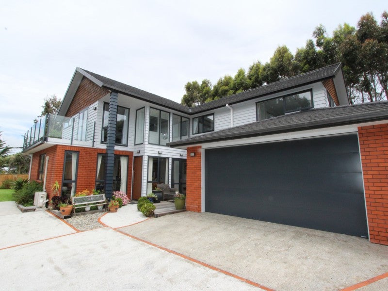 158 Eskdale Road, Papakowhai, Porirua - Carousel 1