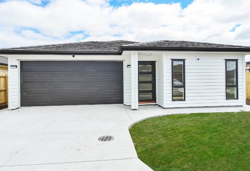 3 Kaki Lane, Takanini, Auckland - Carousel 1
