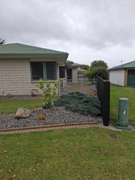 3A Thelma Place, Lynmore, Rotorua - Carousel 24