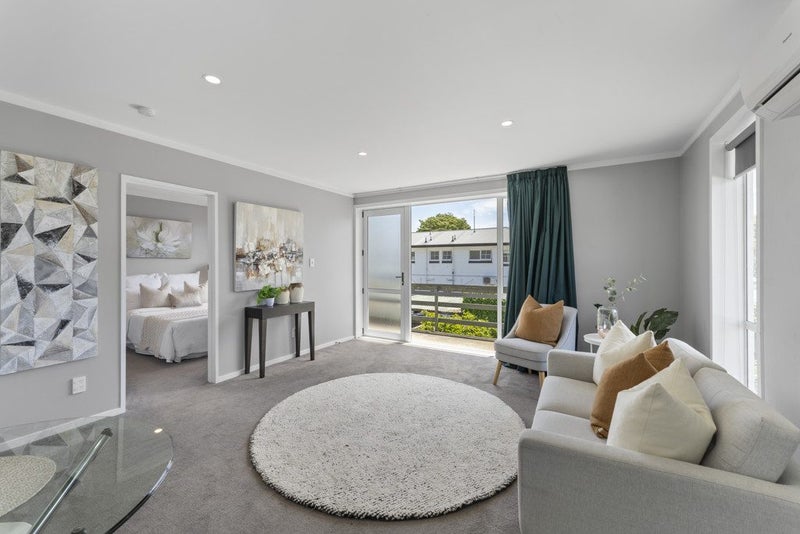 4/32 Tonbridge Street, Merivale, Christchurch - Carousel 2