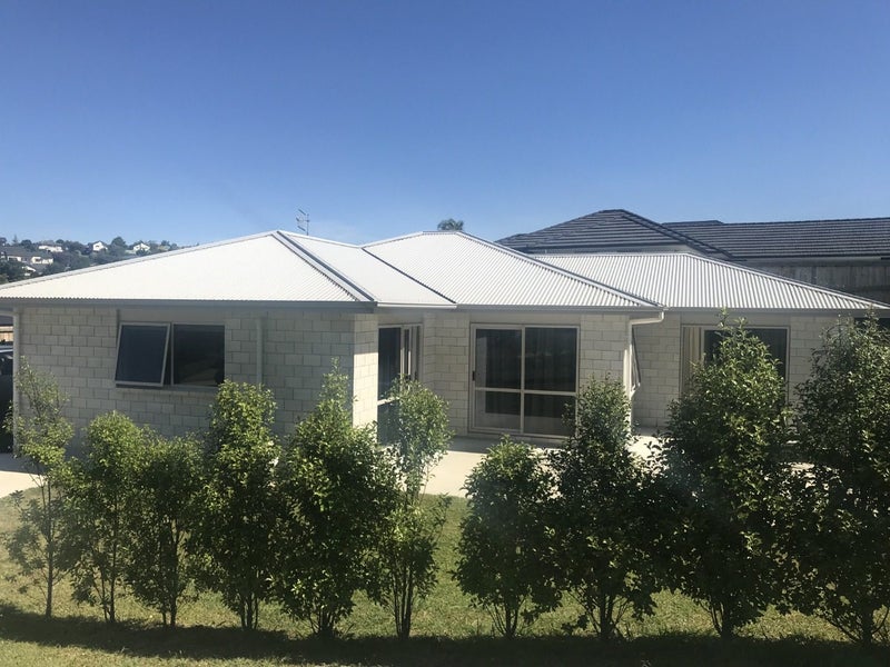 22 Kinmount Drive, Pyes Pa, Tauranga - Carousel 2