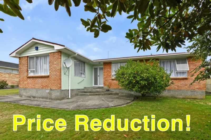 28 Brightwater Crescent, Totara Park, Upper Hutt - Carousel 1