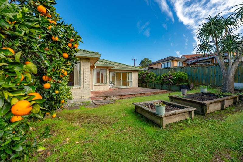 3 Rosebay Rise, Henderson, Auckland - Carousel 2