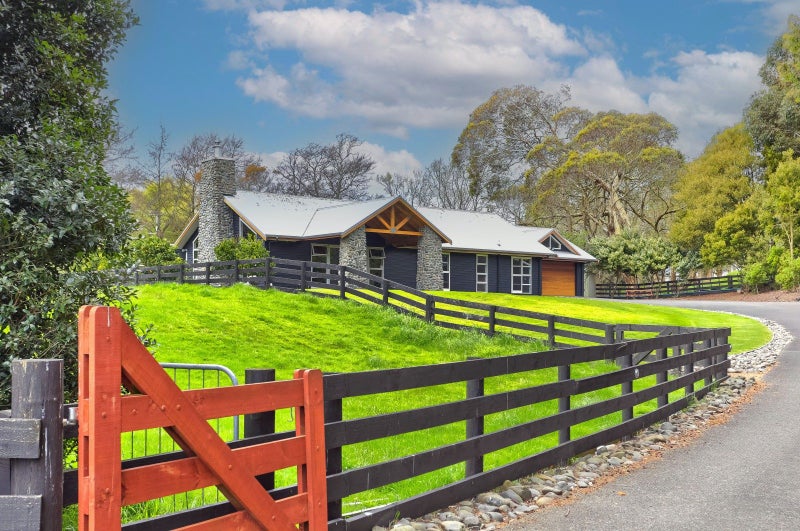 7 Francis Road, Westmere, Whanganui - Carousel 1