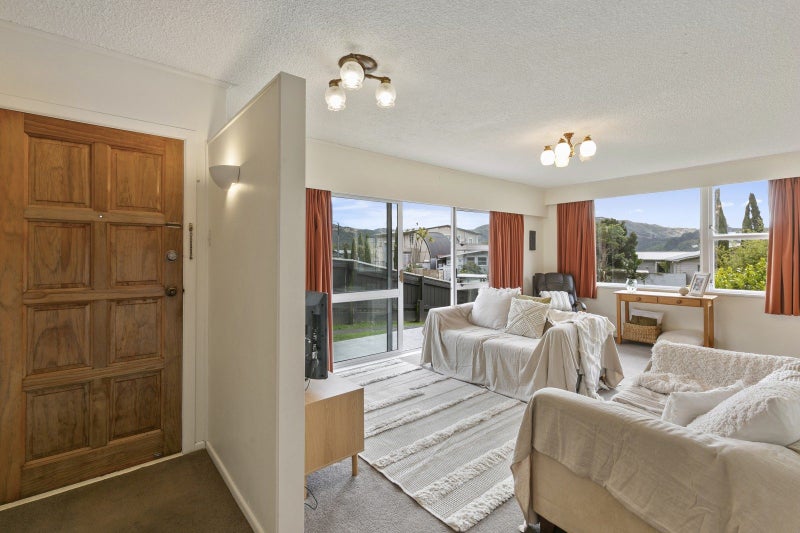 196 Pembroke Road, Wilton, Wellington - Carousel 2