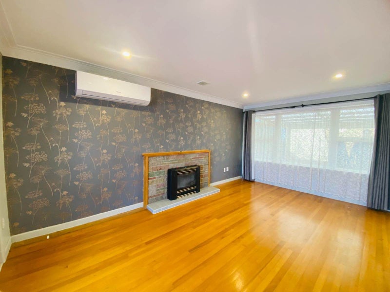 9 Malcolm Place, Mangere East, Auckland - Carousel 2