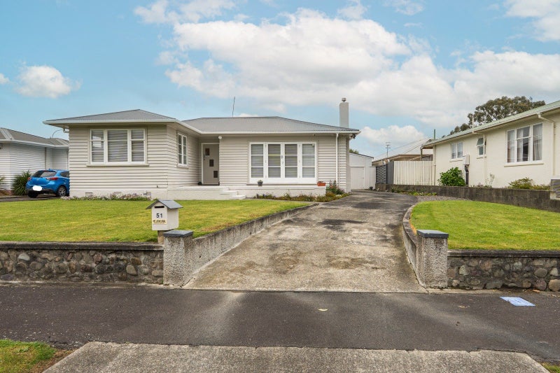 51 Nottingham Avenue, Awapuni, Palmerston North - Carousel 24