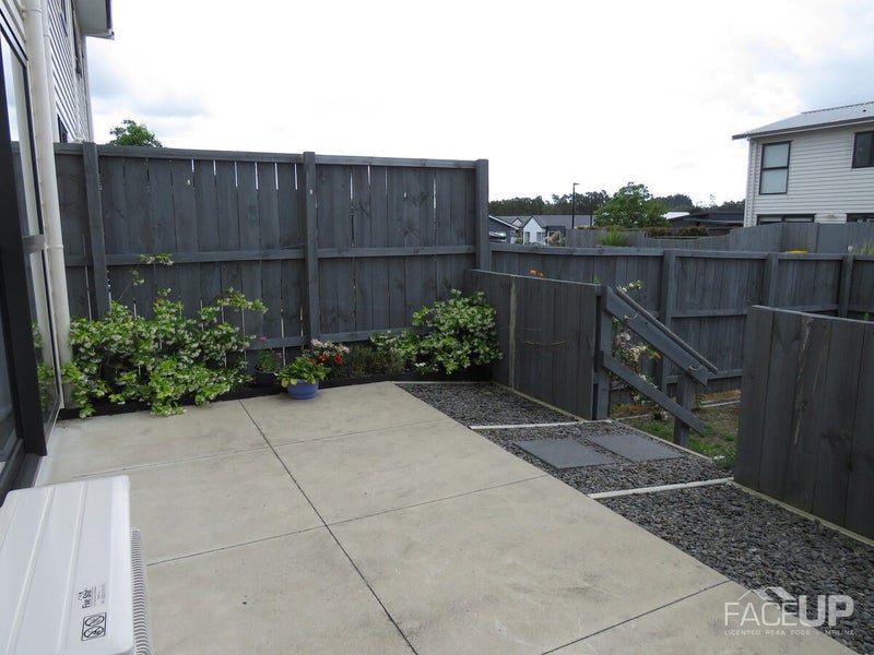 3/36 Brigham Creek Road, Whenuapai, Auckland - Carousel 12