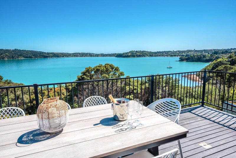 13 Kennedy Point Road, Surfdale, Waiheke Island - Carousel 1