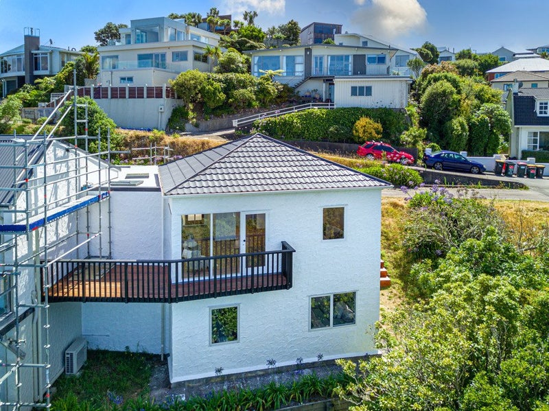 5 Elgin Way, Khandallah, Wellington - Carousel 21