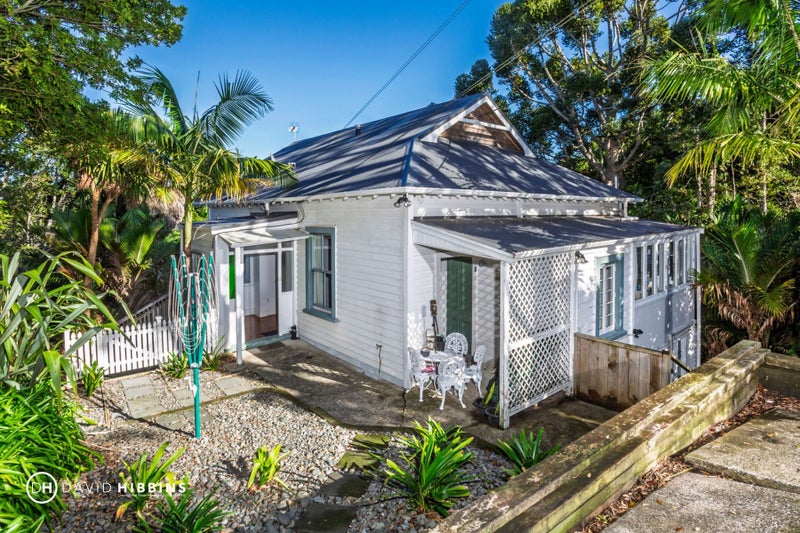 178 Hinemoa Street, Birkenhead, Auckland - Carousel 1