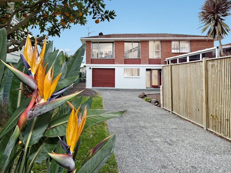 3/625 Te Atatu Road, Te Atatu Peninsula, Auckland - Carousel 1