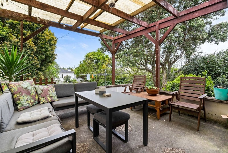 35 Becroft Drive, Forrest Hill, Auckland - Carousel 2