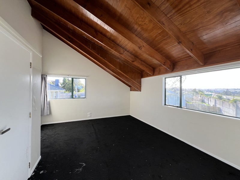 31A Paton Avenue, Te Atatu South, Auckland - Carousel 12