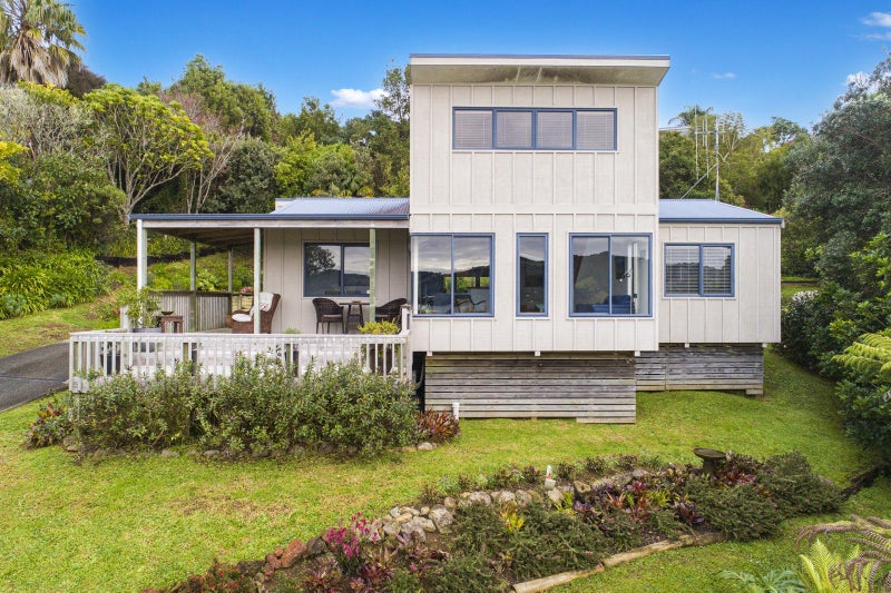 26 Beach Road, Onerahi, Whangarei - Carousel 2